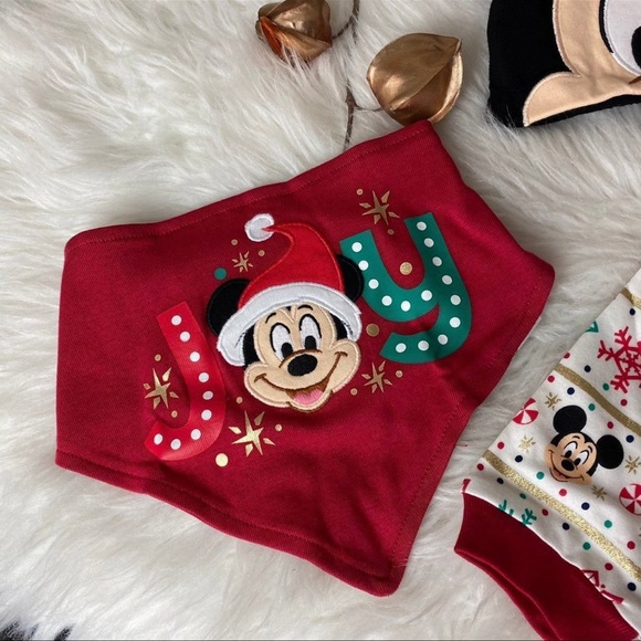 DISNEY DISNEYLAND MICKEY MINNIE MOUSE CHIP DALE CHRISTMAS XMAS SANTA BABY 9-12 - Picture 4 of 9